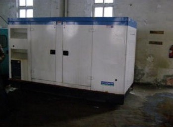 定州康明斯150kw大型柴油二手发电机组